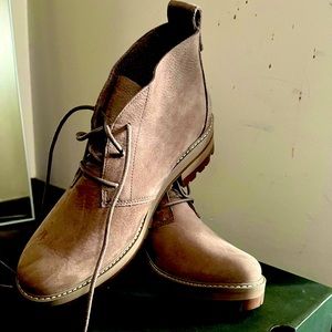 Brand New Taupe Timberlnd boots for Women